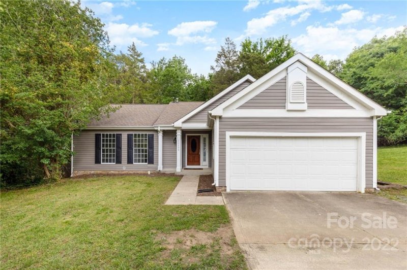 11100 Deerpath Court