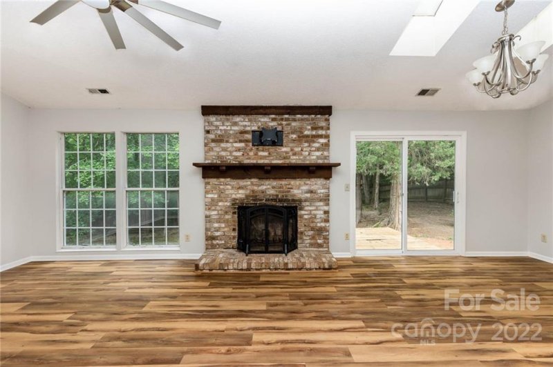 Property image 2 at 11100 Deerpath Court, Charlotte, NC 28262