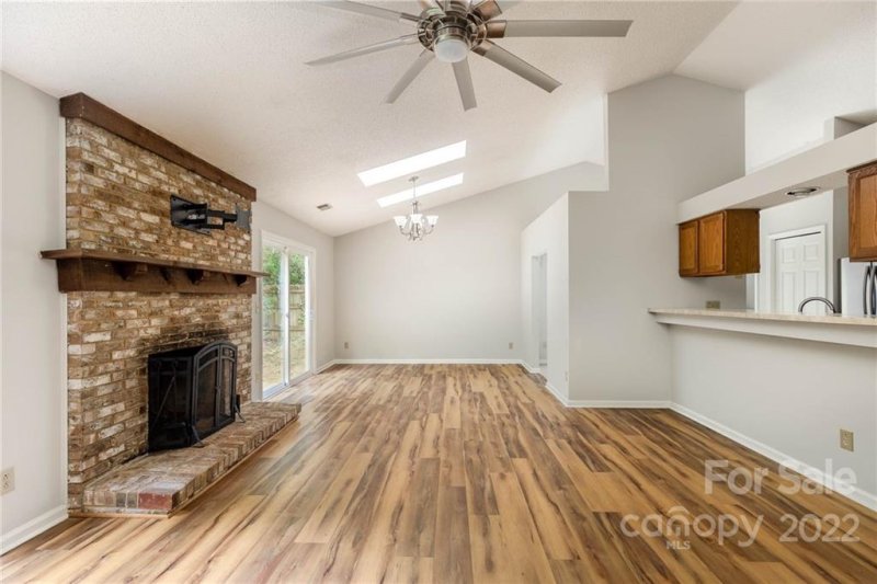 Property image 3 at 11100 Deerpath Court, Charlotte, NC 28262