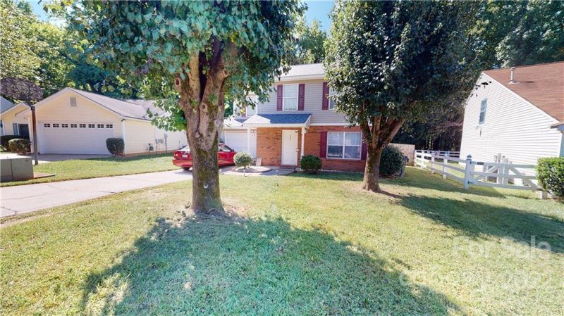 Property image 3 at 431 Kingville Drive, Charlotte, NC 28213
