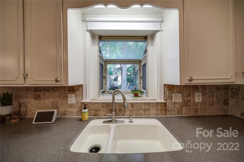 Property image 5 at 924 Arrowhead Drive, Rock Hill, SC 29730