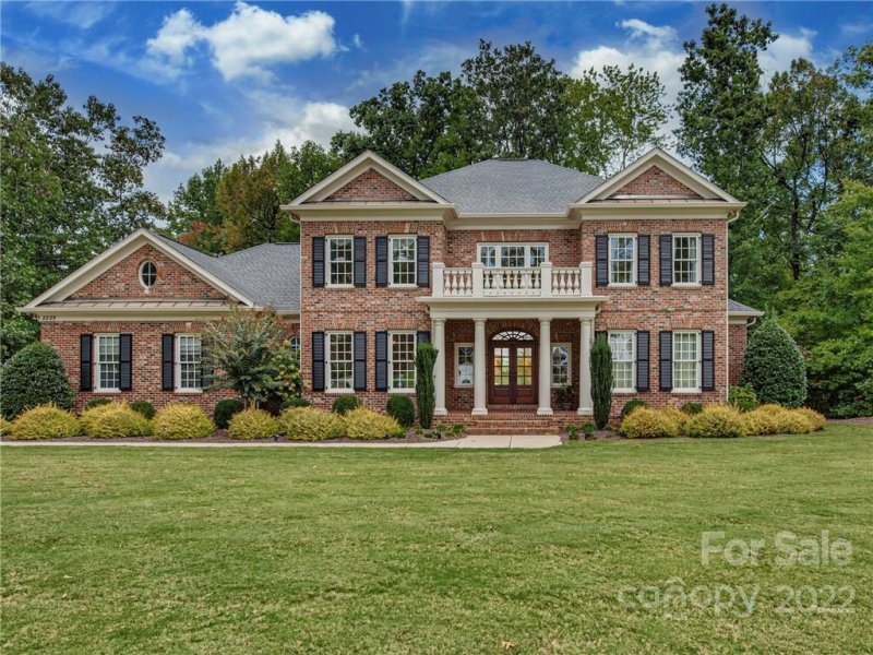 2239 Tully More Drive