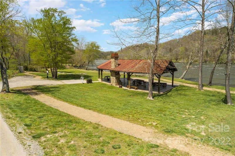 Property image 5 at 406 Blue Mind Way, Asheville, NC 28804