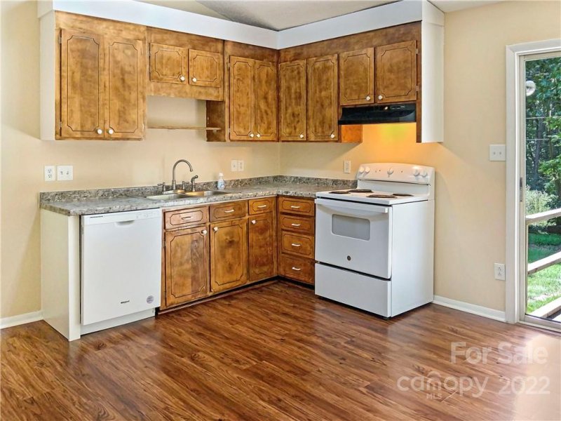 Property image 2 at 7201 Lancashire Drive, Mint Hill, NC 28227