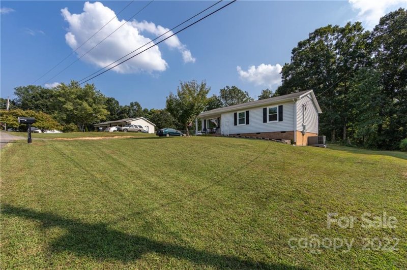 Property image 2 at 4616 Merrywood Lane, Gastonia, NC 28052