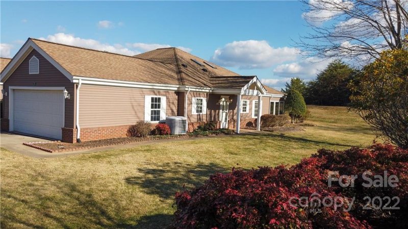 Property image 2 at 2 B Heather Way, Candler, NC 28715