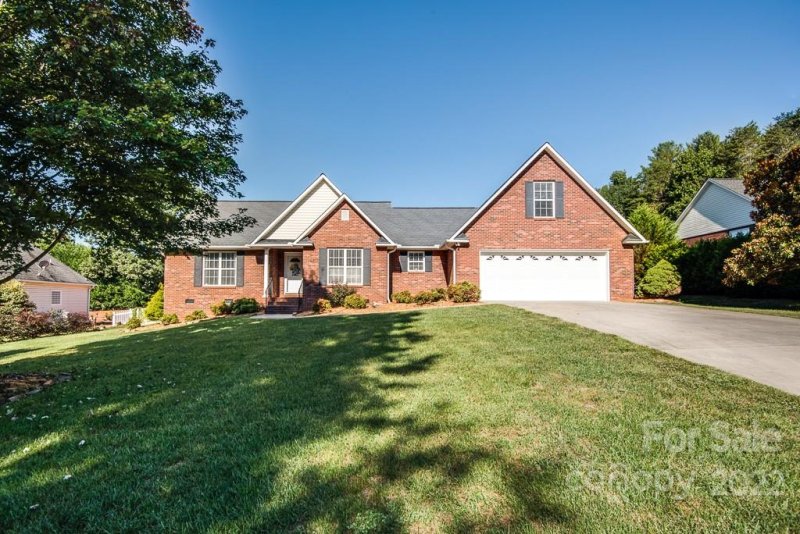Property image 2 at 107 Clearwater Drive, Morganton, NC 28655
