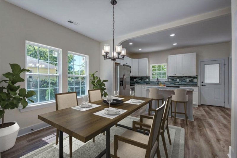 Property image 2 at 305 S Trenton Street, Gastonia, NC 28052