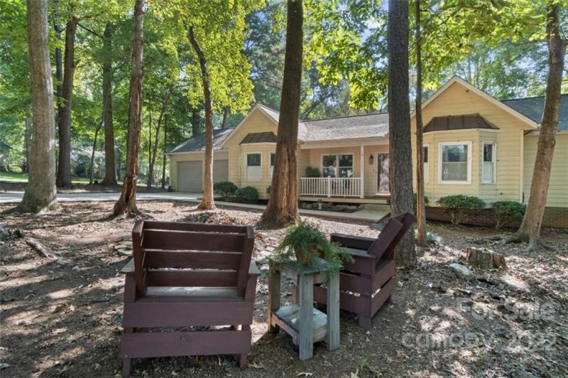 Property image 2 at 1282 Canseco Lane, Hickory, NC 28602