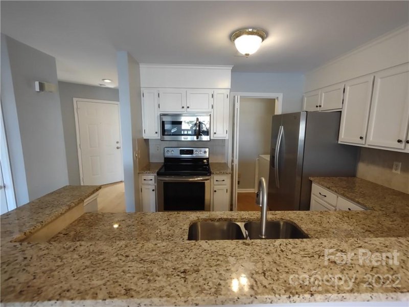 Property image 3 at 9041 J M Keynes Drive, Charlotte, NC 28262