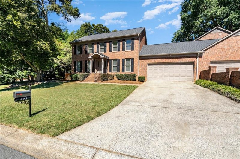 Property image 2 at 4355 Old Saybrook Court, Charlotte, NC 28211