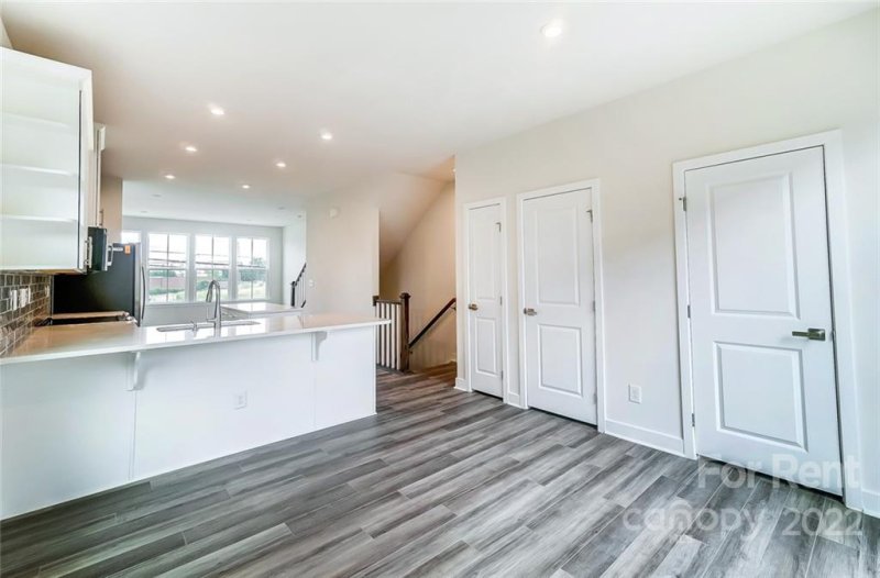 Property image 4 at 3645 Tryon Street, Charlotte, NC 28217