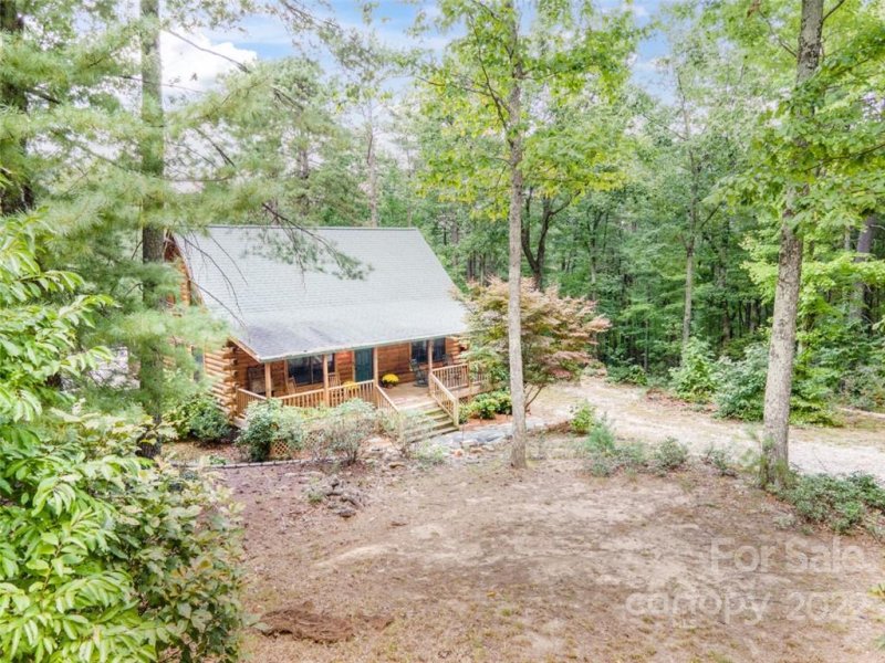 8516 Sleepy Hollow Road