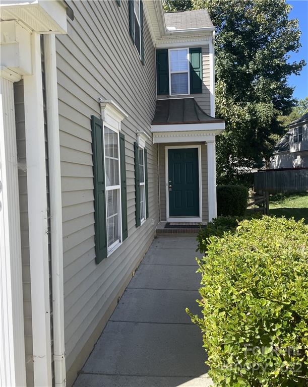 Property image 2 at 9009 Shenington Place, Charlotte, NC 28216