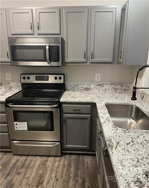 Property image 5 at 9009 Shenington Place, Charlotte, NC 28216