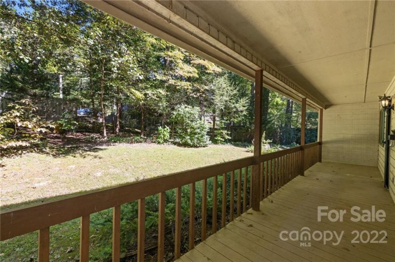 Property image 2 at 6 Raintree Lane, Arden, NC 28704