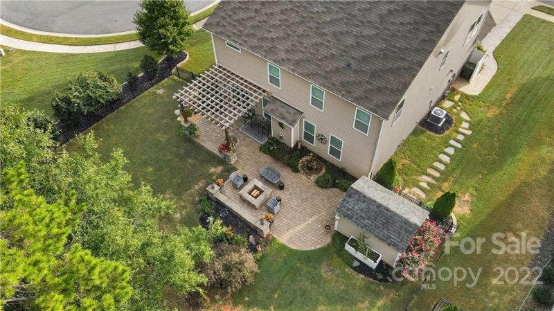 Property image 2 at 1547 Hedge Apple Road, Clover, SC 29710