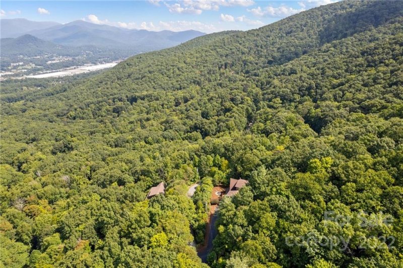 Property image 3 at 112 Wildflower Cove Drive, Swannanoa, NC 28778