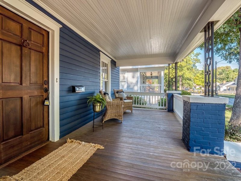 Property image 3 at 243 Keswick Avenue, Charlotte, NC 28206