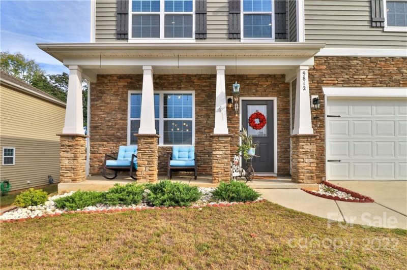 Property image 4 at 9812 Oak Barrel Lane, Charlotte, NC 28215