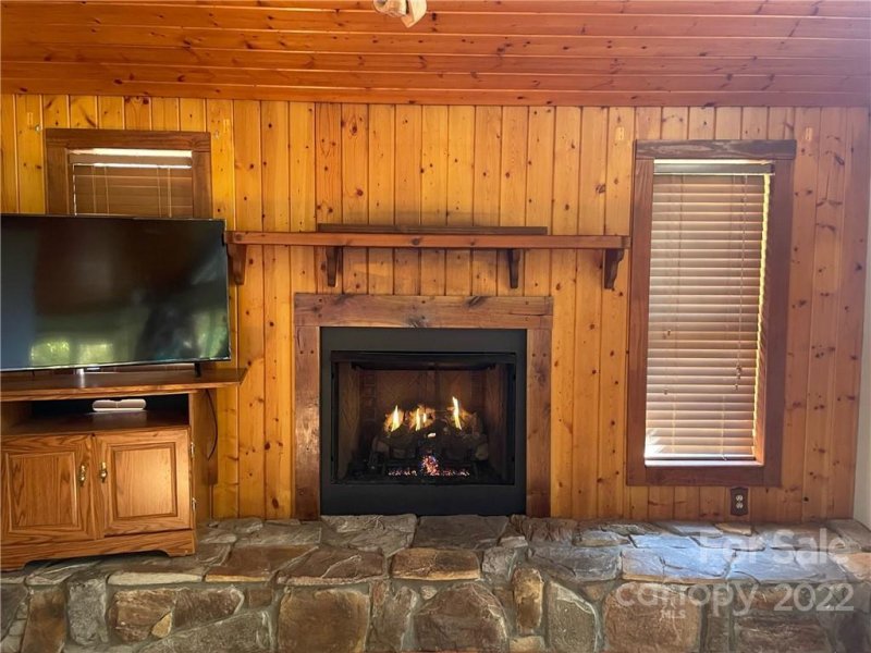 Property image 5 at 18 Twin Forks Drive, Canton, NC 28716