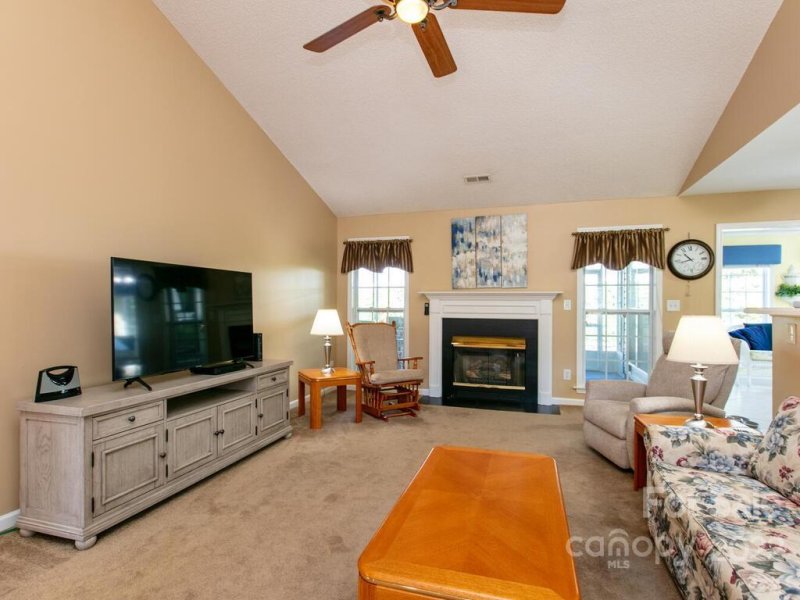 Property image 4 at 294 Farm Valley Road, Fletcher, NC 28732