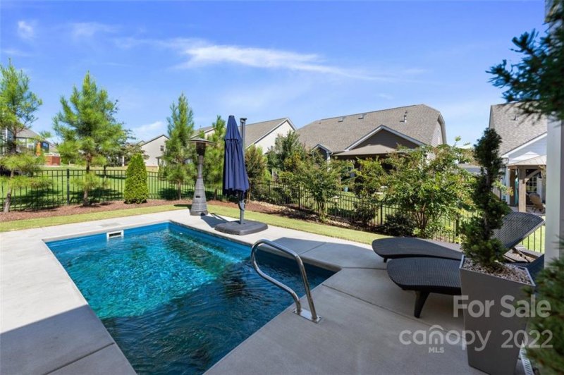 Property image 3 at 12615 Old Westbury Drive, Cornelius, NC 28031