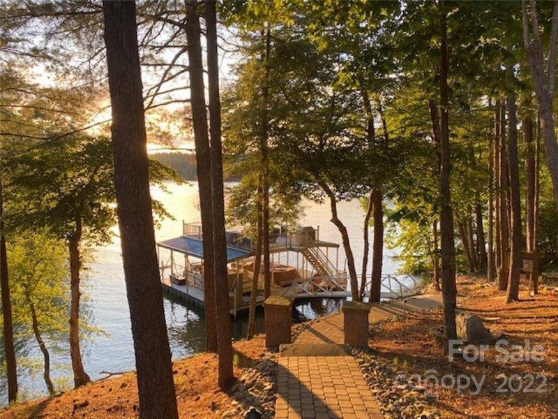 Property image 3 at 214 Pier Point Drive, Connelly Springs, NC 28601
