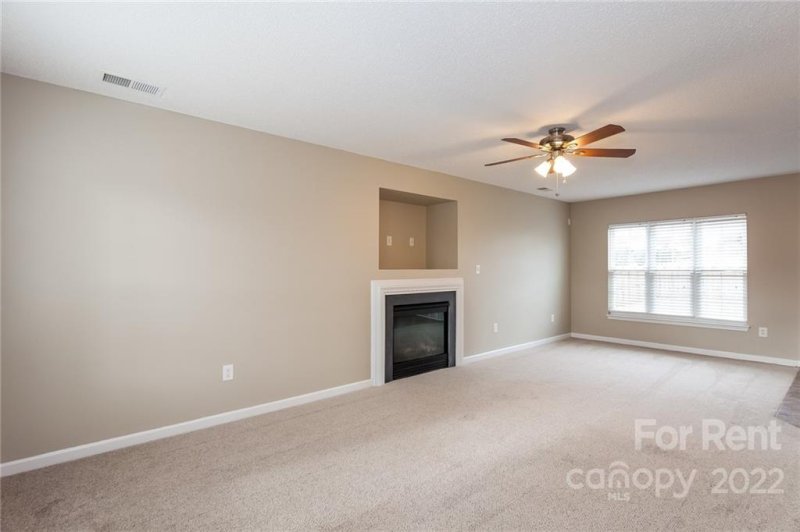 Property image 2 at 1040 Rocky Meadows Lane, Concord, NC 28025