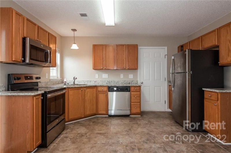 Property image 5 at 1040 Rocky Meadows Lane, Concord, NC 28025