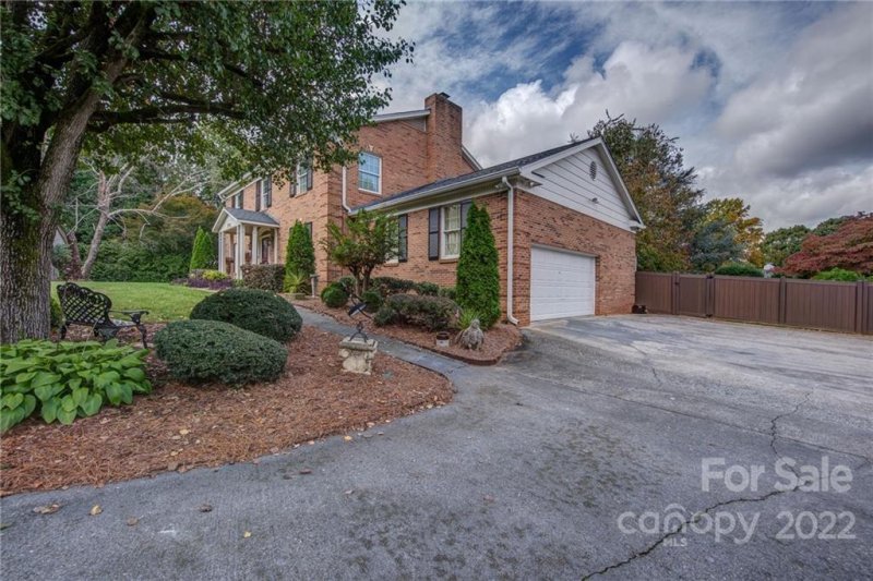 Property image 4 at 2900 Gateshead Court, Gastonia, NC 28054