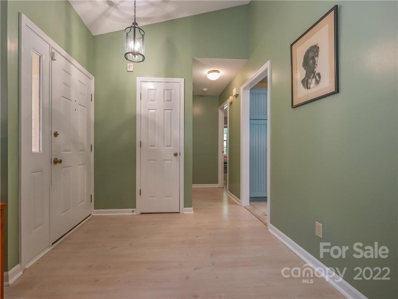 Property image 3 at 203 Thistledown Court, Hendersonville, NC 28739
