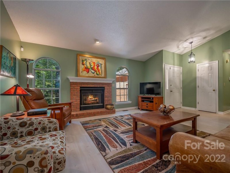 Property image 4 at 203 Thistledown Court, Hendersonville, NC 28739