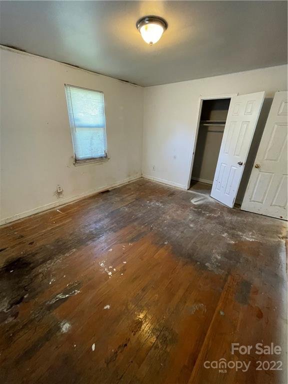 Property image 5 at 2921 Ravencroft Drive, Charlotte, NC 28208