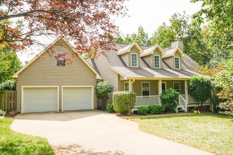 5975 Dwayne Starnes Road