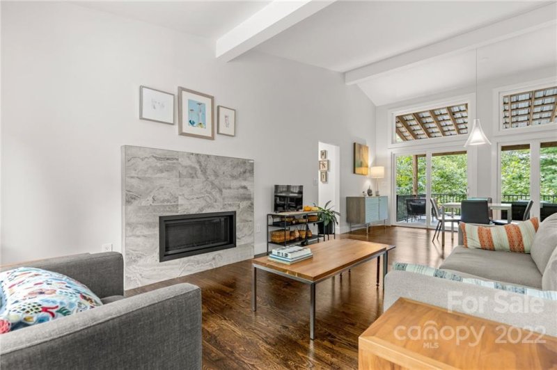 Property image 2 at 112 Black Oak Drive, Asheville, NC 28804