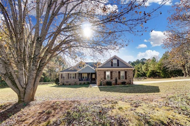 3149 Newcastle Drive