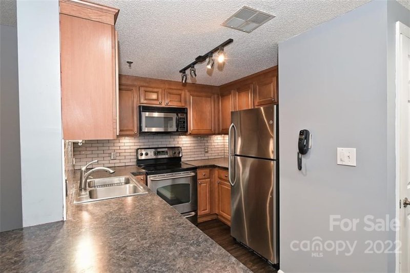 Property image 4 at 211 Heritage Boulevard, Fort Mill, SC 29715