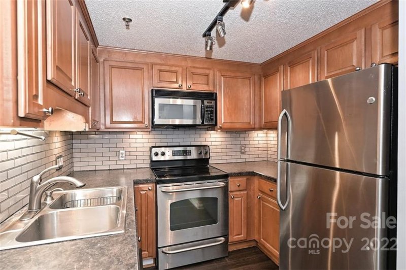 Property image 5 at 211 Heritage Boulevard, Fort Mill, SC 29715