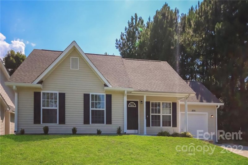 Property image 2 at 1804 Mission Oaks Street, Kannapolis, NC 28083