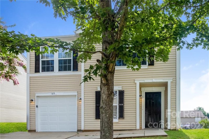 1613 Matthew Allen Circle