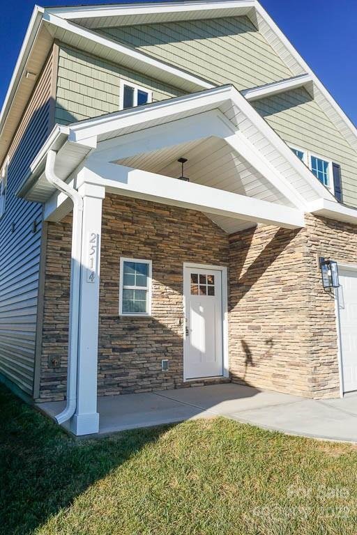 Property image 3 at 2514 Snow Creek Road, Hickory, NC 28601