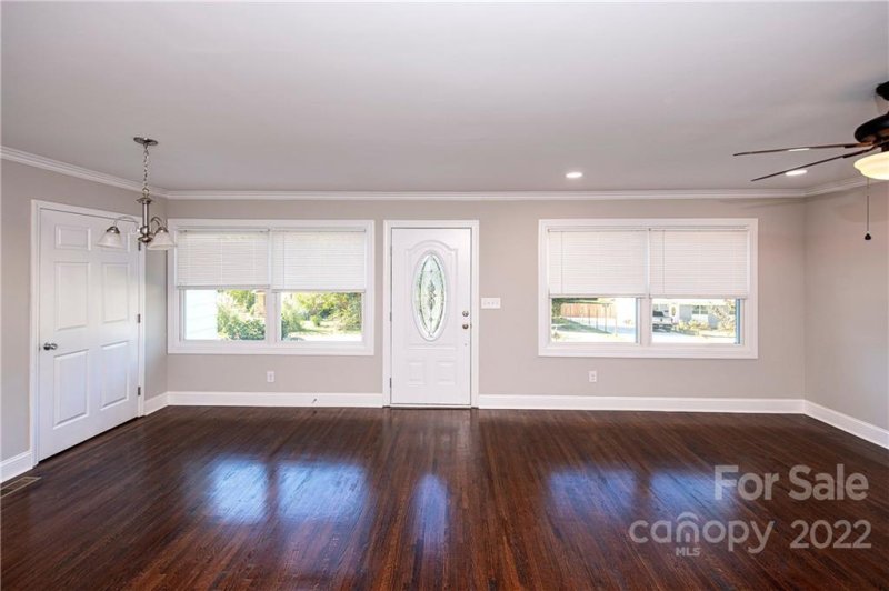 Property image 4 at 2408 Dora Drive, Charlotte, NC 28215