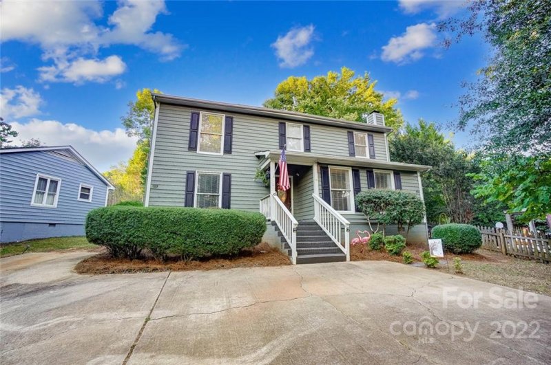 Property image 3 at 9099 Pitcairn Drive, Fort Mill, SC 29708