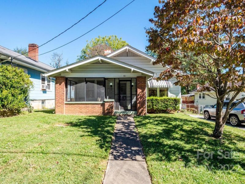 Property image 2 at 66 Trotter Place, Asheville, NC 28806