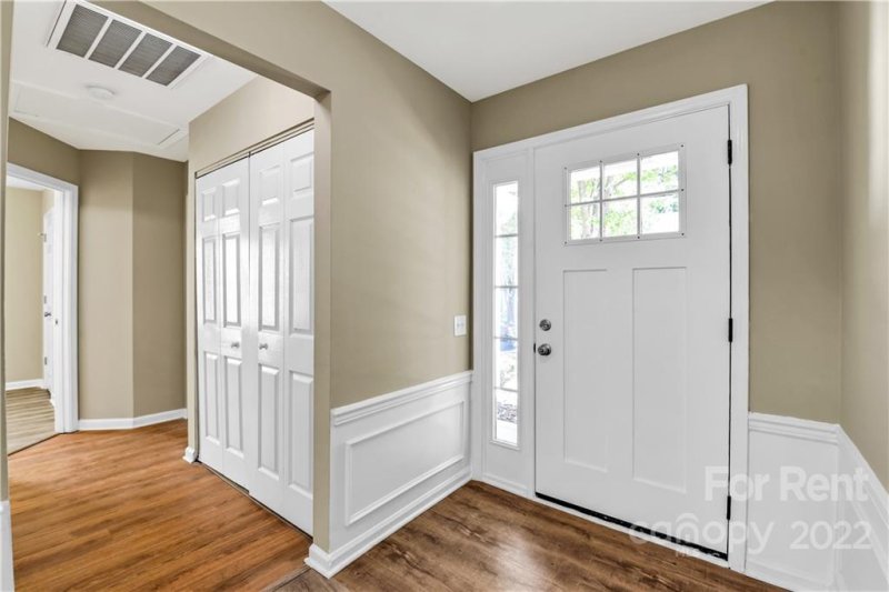 Property image 4 at 1519 Rumstone Lane, Charlotte, NC 28262