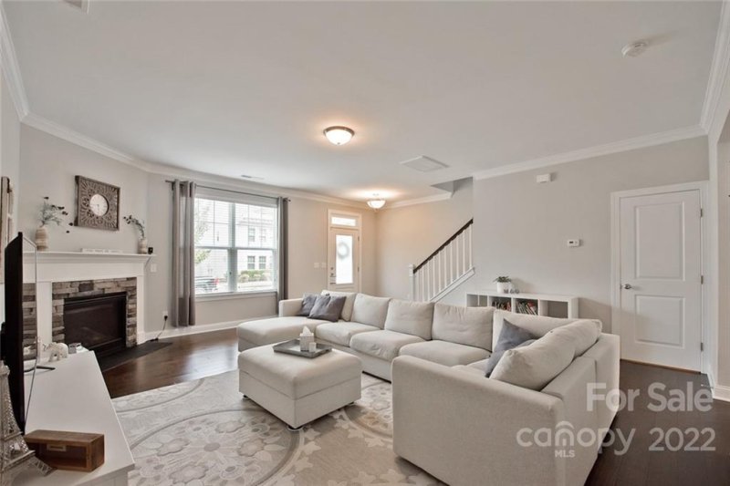 Property image 4 at 8737 Aspinwall Drive, Charlotte, NC 28216