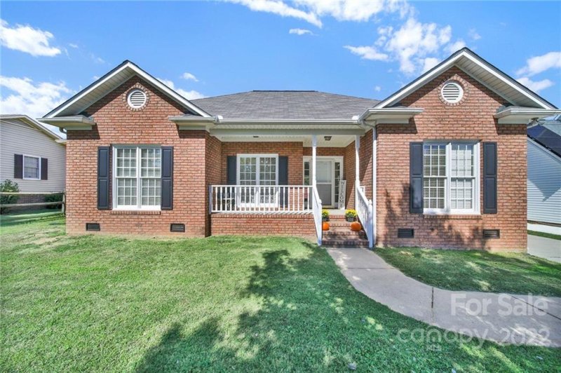 Property image 2 at 3644 Farm Lake Drive, Concord, NC 28027