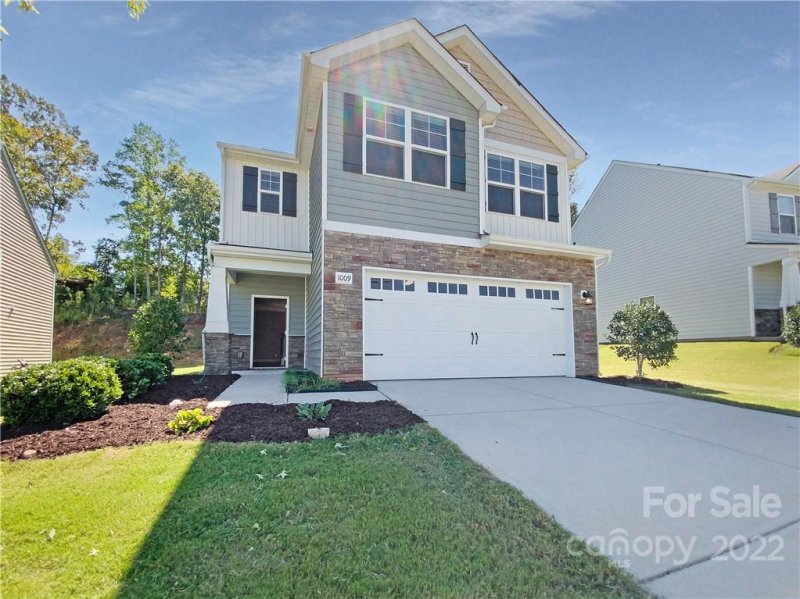1009 Pecan Ridge Road