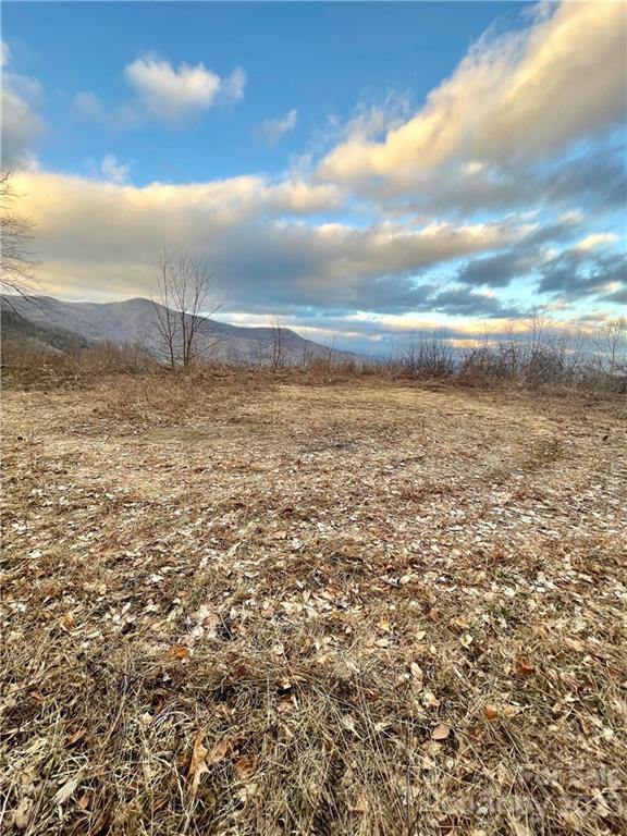 Property image 2 at 148 Granite Cliffs Court, Waynesville, NC 28785